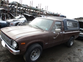 1981 TOYOTA TRUCK SR5 STD CAB BROWN 2.4L MT 2WD Z16515